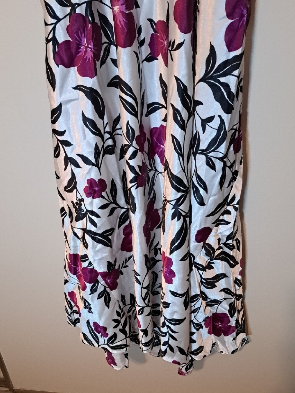 Amoureuse White Floral Lace-Trim Maxi Nightgown - Magenta & Black Print - Picture 7 of 15